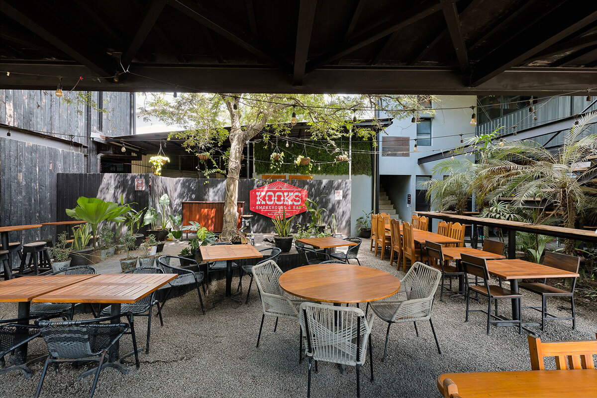 KOOK'S Smokehouse & Market — photo 4