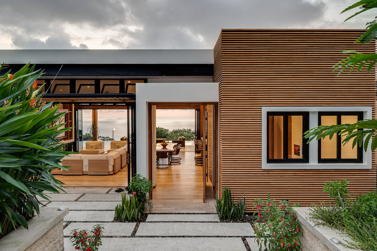 Tierra y Mar — Main House — photo 1